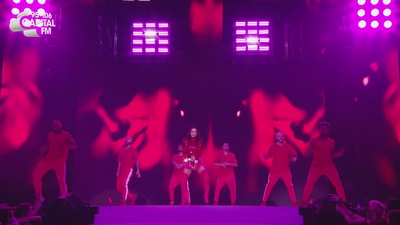 Cheryl_-_27Crazy_Stupid_Love27_28Live_at_Capital27s_Jingle_Bell_Ball29_mp40416.jpg