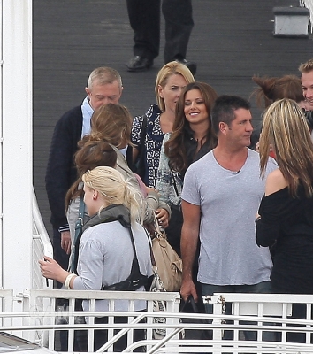 Cheryl_filming_on_the_thames_260709_5.jpg