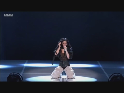 Cheryl_-_Love_Made_Me_Do_It_28Michael_McIntyre_Performance29_15th_December_2018_mp40228.jpg