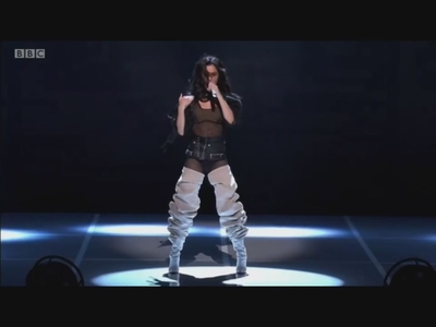 Cheryl_-_Love_Made_Me_Do_It_28Michael_McIntyre_Performance29_15th_December_2018_mp40237.jpg