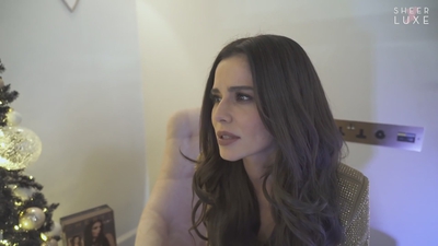 SheerLuxe_Meet_Cheryl___She_Reveals_Her_New______SheerLuxe_Behind-The-Scenes_S6_Episode_10_mp40181.jpg