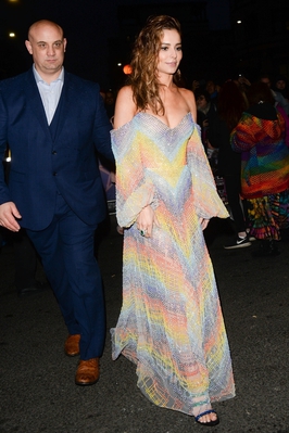 Arriving_at_Eventim_Apollo_in_London2C_UK_07_03_19_281929.jpg