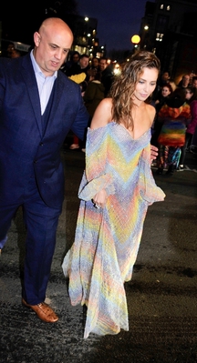 Arriving_at_Eventim_Apollo_in_London2C_UK_07_03_19_283329.jpg