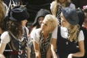 Имя файла=Sarah_Harding_on_the_set_of_St_Trinians_2_270709_103.jpg
Размер файла=241КБ
Размеры=1499x1000
Дата=Март 09, 2012 Sarah_Harding_on_the_set_of_St_Trinians_2_270709_103.jpg