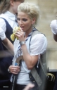 Sarah_Harding_on_the_set_of_St_Trinians_2_270709_29.jpg