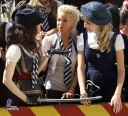 Имя файла=Sarah_Harding_on_the_set_of_St_Trinians_2_270709_47.jpg
Размер файла=292КБ
Размеры=1500x1360
Дата=Март 09, 2012 Sarah_Harding_on_the_set_of_St_Trinians_2_270709_47.jpg