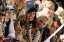 Sarah_Harding_on_the_set_of_St_Trinians_2_270709_52.jpg