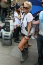 Sarah_Harding_on_the_set_of_St_Trinians_2_270709_66.jpg