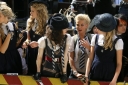 Имя файла=Sarah_Harding_on_the_set_of_St_Trinians_2_270709_86.jpg
Размер файла=223КБ
Размеры=1500x1000
Дата=Март 09, 2012 Sarah_Harding_on_the_set_of_St_Trinians_2_270709_86.jpg