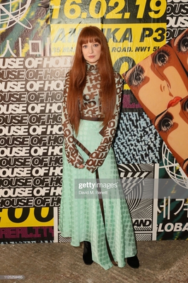 House_of_Holland_at_London_Fashion_Week_16_02_19_281929.jpg