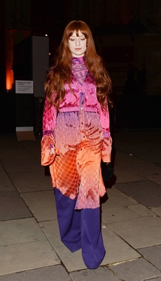 Leaving_the_V_A_in_London_30_01_19_28929.jpg