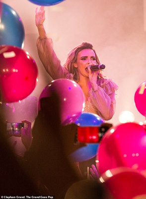 The_Clapham_Grand_22_02_19_286129.jpg