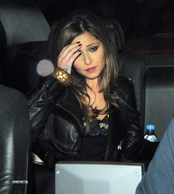 Cheryl_Cole_leaving_X_Factor_Bootcamp_in_West_London_300709_8.jpg