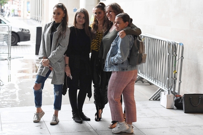 Outside_Kiss_FM_studios_in_London2C_UK_04_06_19_286129.jpg