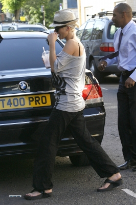 Sarah_Harding_and_Tom_Crane_seen_taking_their_dog_for_a_walk_310709_61.jpg