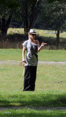 Sarah_Harding_and_Tom_Crane_seen_taking_their_dog_for_a_walk_310709_79.jpg