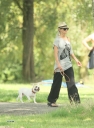 Имя файла=Sarah_Harding_and_Tom_Crane_seen_taking_their_dog_for_a_walk_310709_82.jpg
Размер файла=312КБ
Размеры=1499x2038
Дата=Март 09, 2012 Sarah_Harding_and_Tom_Crane_seen_taking_their_dog_for_a_walk_310709_82.jpg