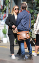 Kimberley_Walsh_chatting_to_a_mystery_man_in_London_29_03_19_28629.jpg