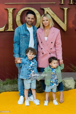 Kimberley_Walsh_attend_The_Lion_King_European_Premiere_at_Leicester_Square_14_07_19_281029.jpg