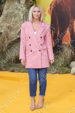 Kimberley_Walsh_attend_The_Lion_King_European_Premiere_at_Leicester_Square_14_07_19_282129.jpg