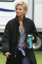 Sarah_Harding_on_the_set_for_St_Trinians_290709_1.jpg