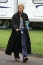 Sarah_Harding_on_the_set_for_St_Trinians_290709_4.jpg