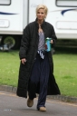 Sarah_Harding_on_the_set_for_St_Trinians_290709_6.jpg