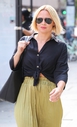 Kimberley_Walsh_arrives_at_Build_Series_London_to_discuss_new_West_End_show__Big__01_08_19_285629.jpg