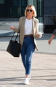 Имя файла=Kimberley_Walsh_at_BBC_Breakfast_at_Media_City_in_Manchester_23_08_19_281329.jpg
Размер файла=3370КБ
Размеры=2289x3500
Дата=Сент 07, 2019 Kimberley_Walsh_at_BBC_Breakfast_at_Media_City_in_Manchester_23_08_19_281329.jpg