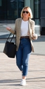 Имя файла=Kimberley_Walsh_at_BBC_Breakfast_at_Media_City_in_Manchester_23_08_19_281429.jpg
Размер файла=2526КБ
Размеры=1794x3500
Дата=Сент 07, 2019 Kimberley_Walsh_at_BBC_Breakfast_at_Media_City_in_Manchester_23_08_19_281429.jpg