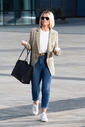 Имя файла=Kimberley_Walsh_at_BBC_Breakfast_at_Media_City_in_Manchester_23_08_19_282329.jpg
Размер файла=3440КБ
Размеры=2345x3500
Дата=Сент 07, 2019 Kimberley_Walsh_at_BBC_Breakfast_at_Media_City_in_Manchester_23_08_19_282329.jpg