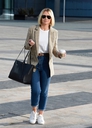 Имя файла=Kimberley_Walsh_at_BBC_Breakfast_at_Media_City_in_Manchester_23_08_19_282729.jpg
Размер файла=3621КБ
Размеры=2523x3500
Дата=Сент 07, 2019 Kimberley_Walsh_at_BBC_Breakfast_at_Media_City_in_Manchester_23_08_19_282729.jpg