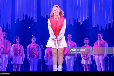 Kimberley_Walsh_bow_at_the_curtain_call_during_the_press_night_performance_of_Big_The_Musical_at_The_Dominion_Theatre_17_09_19_28529.jpg