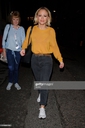 Kimberley_Walsh_seen_leaving_the_Dominion_theatre_after_performing_in_Big_the_Musical_04_10_19_28129.jpg