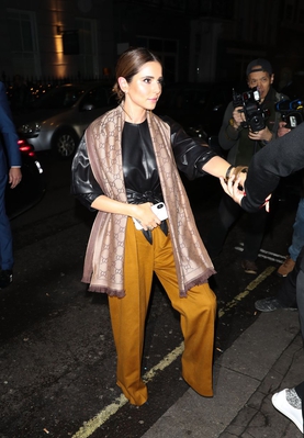 Arriving___leaving_the_Bagatelle_restaurant_in_London2C_UK_22_11_19_283129.jpg
