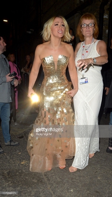 Kimberley_Walsh_seen_attending_BIG_The_Musical_-_gala_performance_17_09_19_28129.jpg