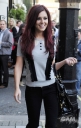 Cheryl_Cole_leaves_The_Punch_Bowl_in_London_70809_4.jpg