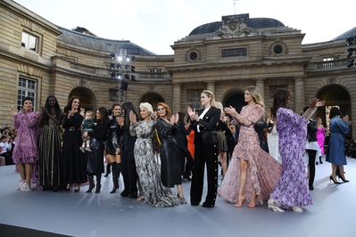 L_Oreal_Paris__PFW_fashion_show_at_the_Paris_Mint_in_Paris2C_France_28_09_19_2810629.jpg