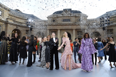 L_Oreal_Paris__PFW_fashion_show_at_the_Paris_Mint_in_Paris2C_France_28_09_19_2810729.jpg