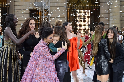 L_Oreal_Paris__PFW_fashion_show_at_the_Paris_Mint_in_Paris2C_France_28_09_19_2811729.jpg