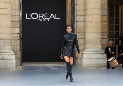 L_Oreal_Paris__PFW_fashion_show_at_the_Paris_Mint_in_Paris2C_France_28_09_19_2811929.jpg