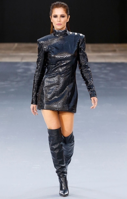L_Oreal_Paris__PFW_fashion_show_at_the_Paris_Mint_in_Paris2C_France_28_09_19_282529.jpg