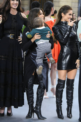 L_Oreal_Paris__PFW_fashion_show_at_the_Paris_Mint_in_Paris2C_France_28_09_19_284129.jpg