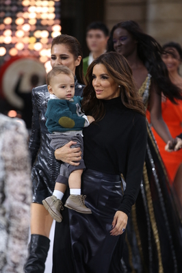 L_Oreal_Paris__PFW_fashion_show_at_the_Paris_Mint_in_Paris2C_France_28_09_19_287529.jpg