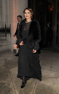 Leaving_the_Freemasons__Hall_in_London2C_UK_27_11_19_281829.jpg