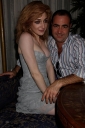 Nicola_and_Sarah_inside_Gilgamesh_060809_14.jpg
