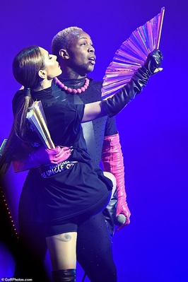 Todrick_Hall_s_Haus_Party_World_Tour_at_The_London_Palladium_in_London_13_10_19_284029.jpg