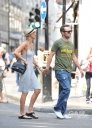 Имя файла=Sarah_Harding_and_Tom_Crane_walking_in_Soho_080809_2.jpg
Размер файла=327КБ
Размеры=1500x2067
Дата=Март 10, 2012 Sarah_Harding_and_Tom_Crane_walking_in_Soho_080809_2.jpg