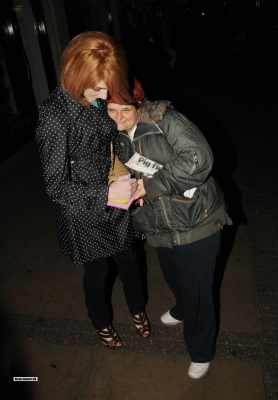Nicola_Roberts_and_Charlie_outside_Mayfair_hotel_100809_103.jpg