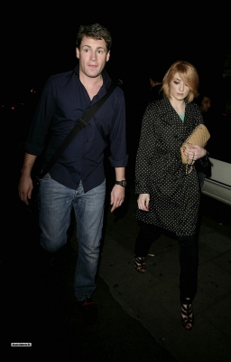 Nicola_Roberts_and_Charlie_outside_Mayfair_hotel_100809_116.jpg